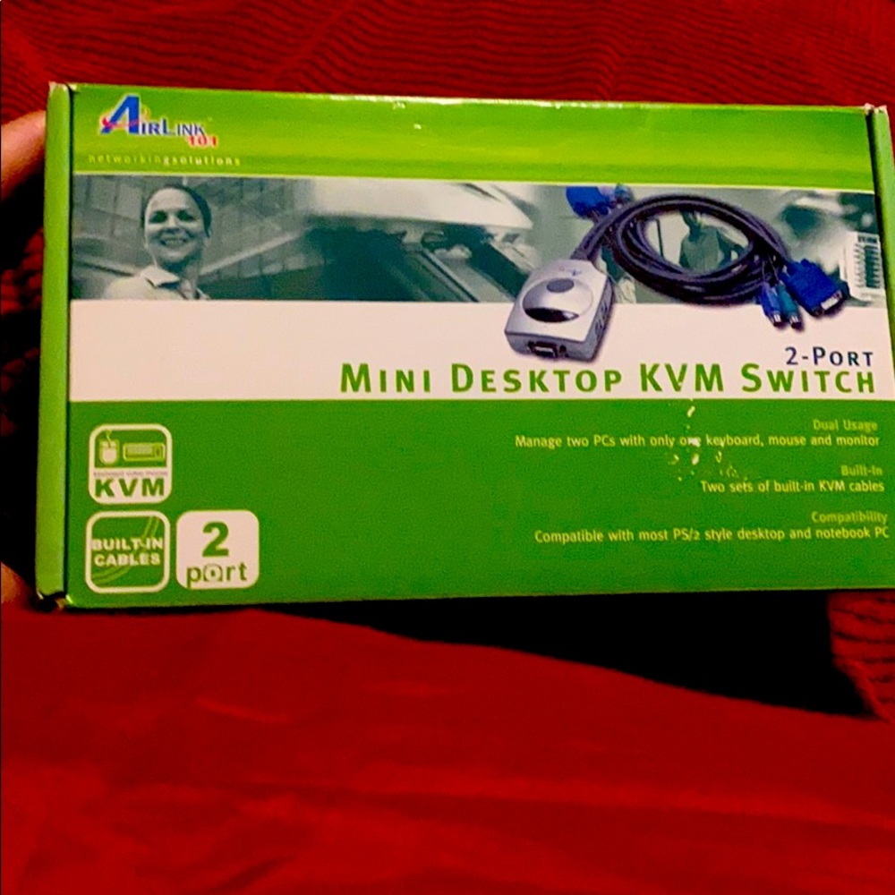 Air link 101 mini desktop KVM two port switch